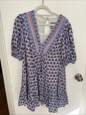 Maeve V-Neck Short Sleeve Mini Dress in Blue Pattern Size M